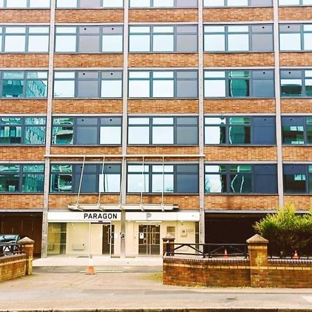 Modern One Bedroom Apartment Near Old Trafford Stadium Manchester Exterior foto